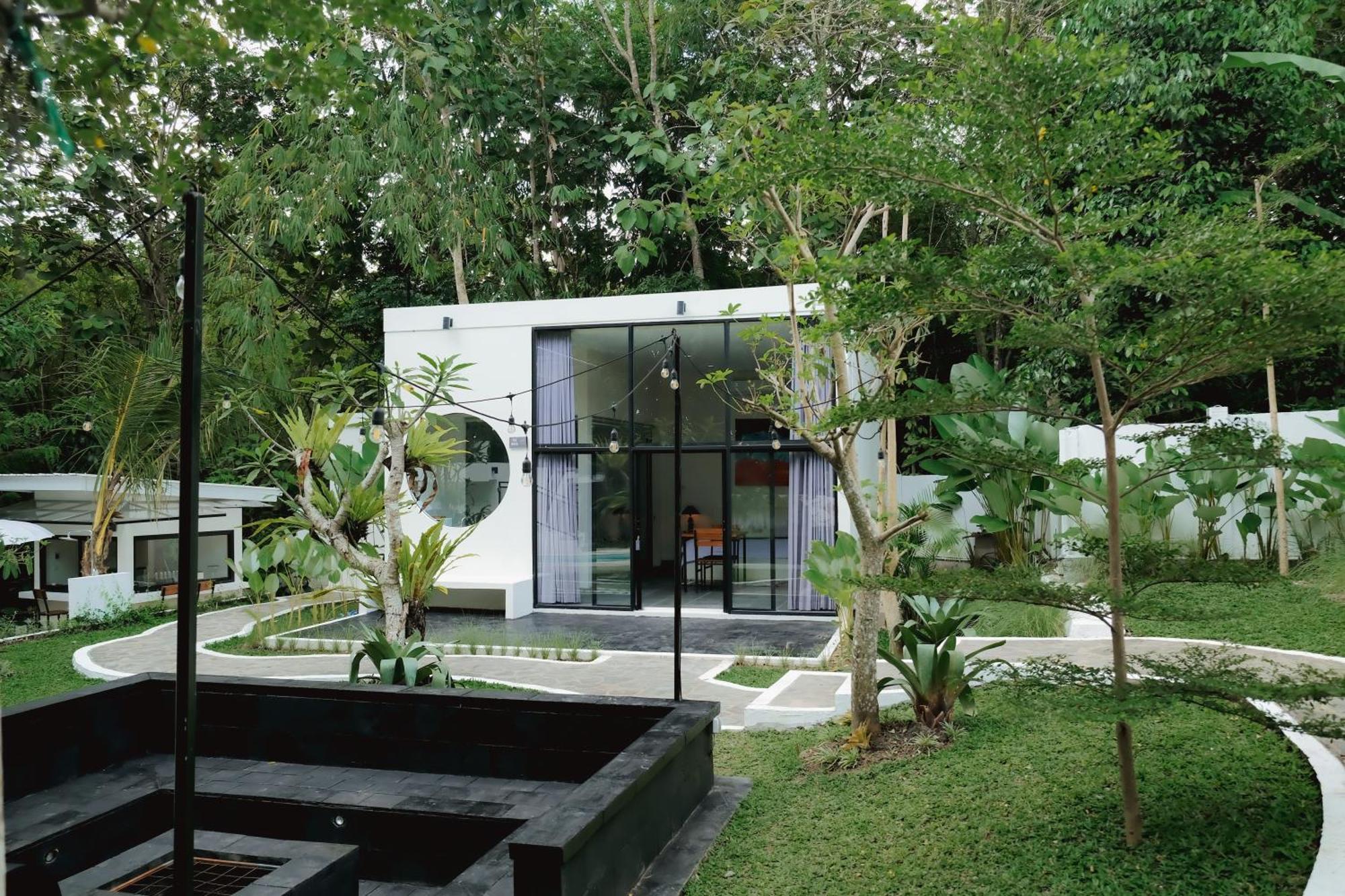 The Volter Yogyakarta Villa Ngingas Exterior photo