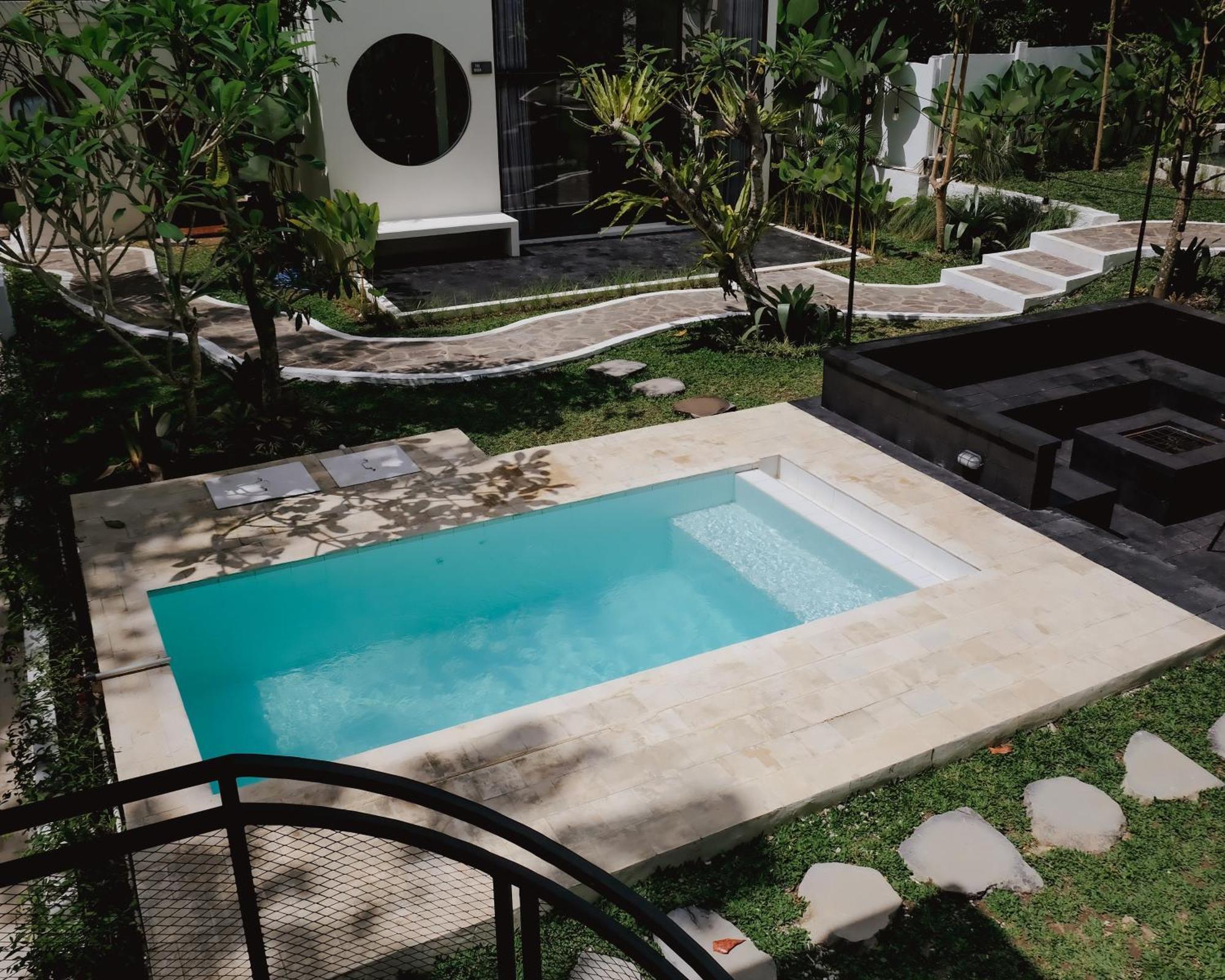 The Volter Yogyakarta Villa Ngingas Exterior photo